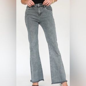 NWT Zenana grey washed boot cut jeans with flare size L(8-10)